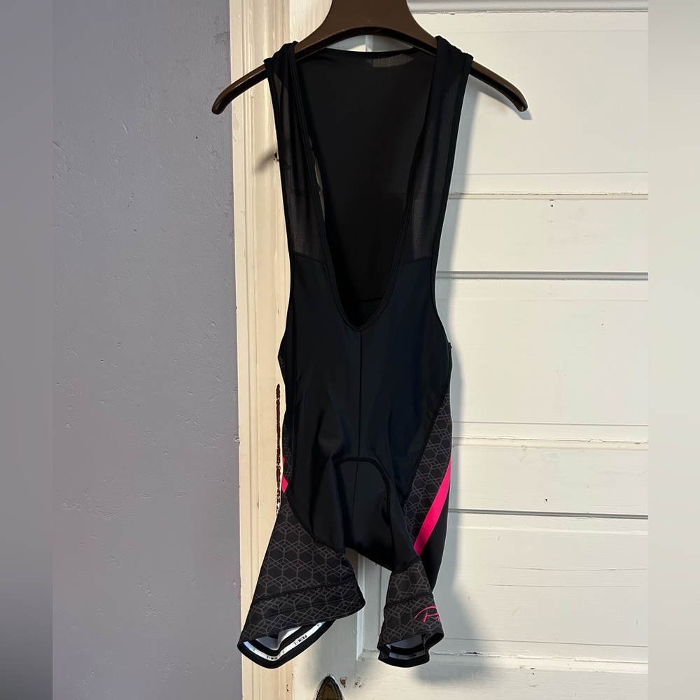 Women’s primal bibs